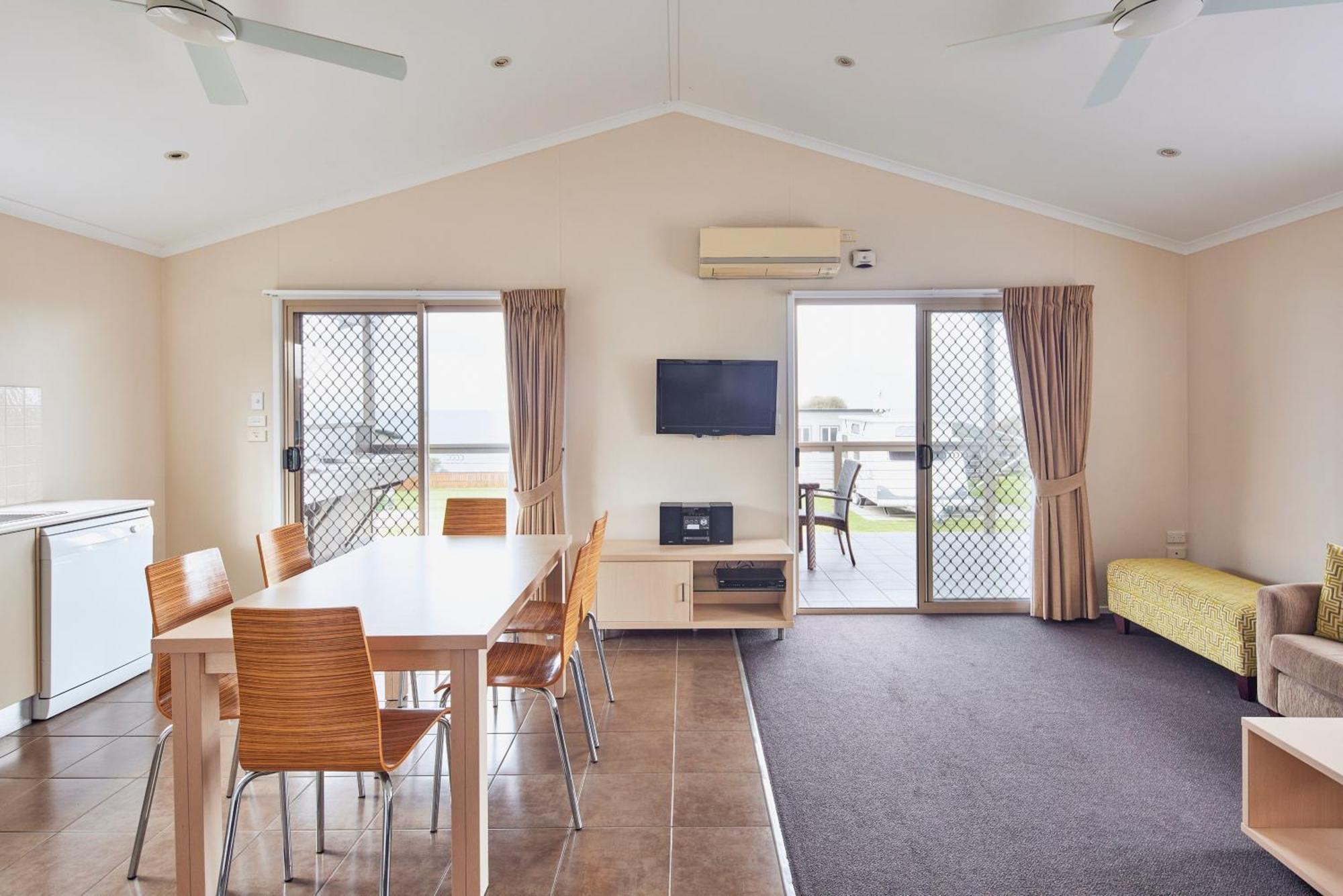 Nrma Merimbula Beach Holiday Resort Exterior photo